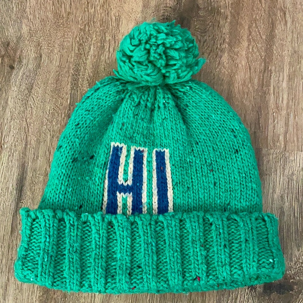 Gap toddler snow hat. Pom Beanie
